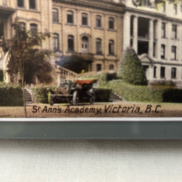 Collectable Rogers Tin - Picture 2 of 6